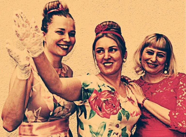 11 января (Вс) — ТВИСТ В СССР с вокальным коллективом «ХОРОШИЕ ДЕВЧАТА»