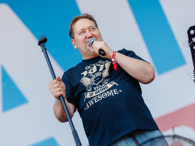 22 марта (Вс) — Александр Демидов (Квартет И) и группа Демидоband с программой “Квартет Я»